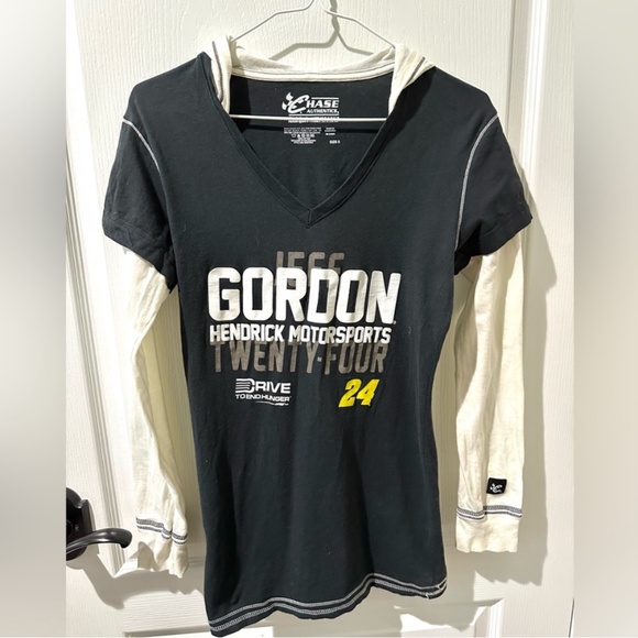 Chase Authentics Other - Jeff Gordon Hendricks Motorsports Black and White Hoodie Long Sleeve Top